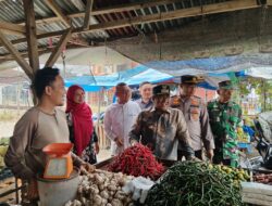 Pantau Persediaan Bahan Pokok, Pj Bupati Aceh Utara Tinjau Pasar Krueng Geukueh