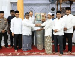 Pj Bupati Mahyuzar Awali Safari Ramadhan di Gampong Seumirah