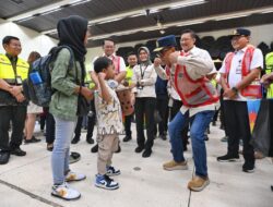 Menhub Cek Pergerakan Penumpang dan Pesawat pada Arus Balik di Bandara Soekarno-Hatta