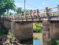 Jembatan Bereughang Alami Penurunan, Pengendara Cemas Melintas