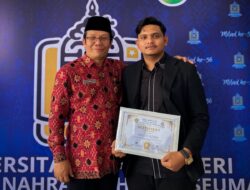 Fauzan Azima Raih Penghargaan Mahasiswa Kontributor Sosial Kampus Terbaik 2025