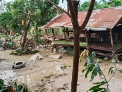 Perjuangan ASN: Menembus Banjir, Menantang Takdir