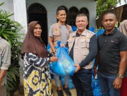 Ayahwa Salurkan Paket Bantuan Korban Banjir di Tanjong Ceungai