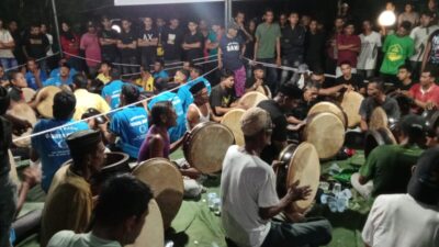 Empat Grup Rapai Meriahkan Pagelaran Rapai Uroeh di Blang Crum, Disemarakkan Atraksi Debus
